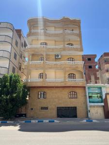 A room in Comfy and spacious two bedrooms apartment - 5 mins drive from bus station