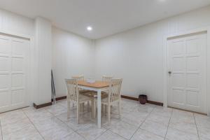 Thai Mei Jomtien Beach