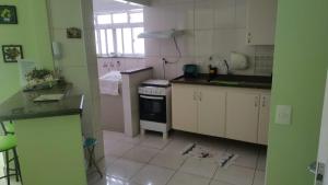 Apto de dois quartos na ENSEADA Guarujá