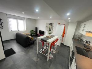 Appartement agréable et moderne - Rez de chaussée - Blainville Sur LEau