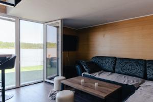 Splav na Savi - House on the river