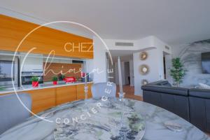 Eiffel Tower Splendor 4pp DREAM!