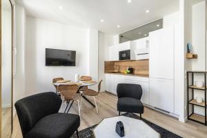 Elegant 2 - Bedroom flat in Cannes