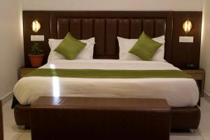 Around stays by the Ganges