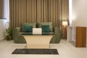 Around stays by the Ganges