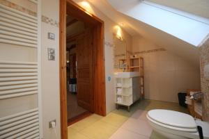 Ferienwohnung im Vogelhaus mit Dachterasse und großem Garten