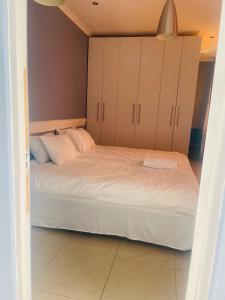 52 Weston Holiday Home