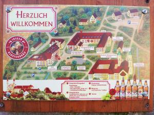 Ferienwohnung KIostermühle Irsee - Parkplätze, Spielplatz, Biergarten, Badesee, E-Auto Ladepunkt