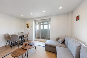 Cosy Flat with Stunning Views