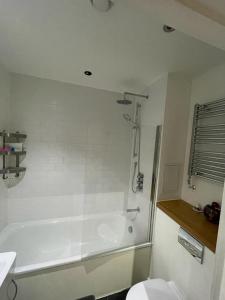 Newly Furnish 2 bedroom Flat