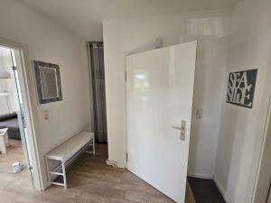 Strandnahe FeWo Sonneneck auf Poel mit Garten & Stellplatz