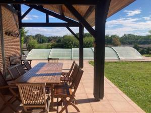Villas Gavial - Grande maison avec piscine : photos des chambres