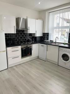 Welsh Getaway Apartment 2 - Town Centre