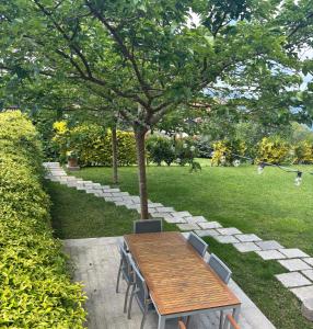 Villa Charneca, jardín y mar