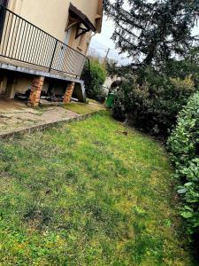 Grand pavillon avec jardin