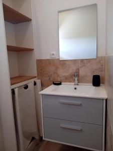 Appartements Gite Plaissan- Chez Laure&Marc : photos des chambres