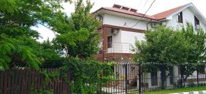 Casa Costinesti by Genco