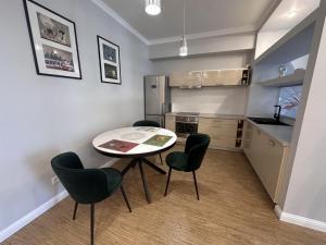 Hermes Apartment Center