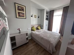 Hermes Apartment Center