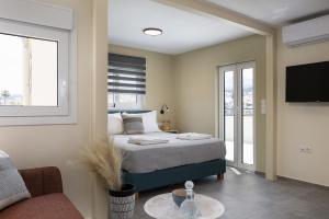 Renaissance Studio- Rooftop, Views & Charm