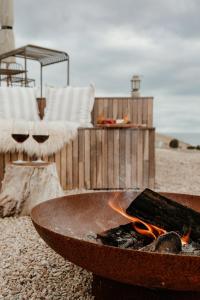 Off-grid Beachfront Cabin on Kangaroo Island