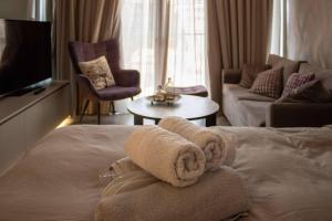 Athens Central Studios 2