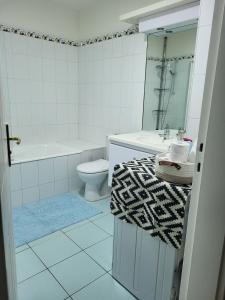 Appartements Confort et parking a 10 min de Paris : photos des chambres
