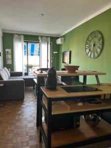 A Studio at Nice Beach