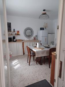 Maison Jardin & Garage P2 10 min Gare Nîmes