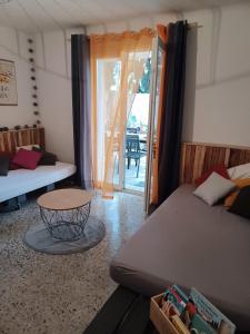 Maison Jardin & Garage P2 10 min Gare Nîmes