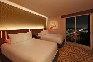Hotel AJ TuLiP International Near Delhi Airport