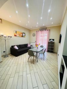 Lalla Home