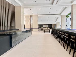 Mall of Asia Shore Residence - Perfect Location