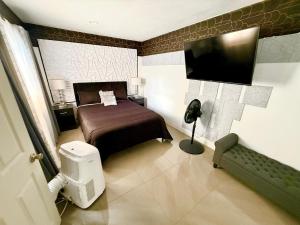 Miami Gardens Comfort Suite by Hard Rock Stadium