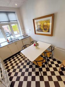 Bourgeoisie Apartment with free parking