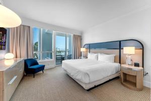 FontaineBleau Suite - Street & Partial Ocean view