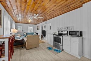 The Saltbox home