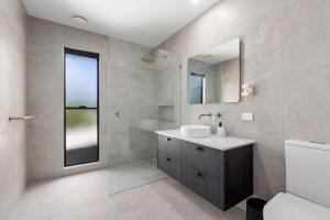 Sandy Beach Black Zen Home