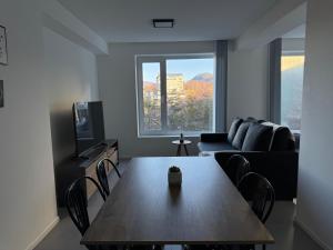 Southern Suites SM515