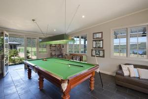 Lake David Luxury Lakehouse