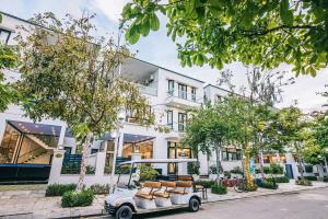 Village FLC Sầm Sơn có bể bơi, bàn Bida