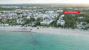 Luxury penthouse with panoramic ocean view