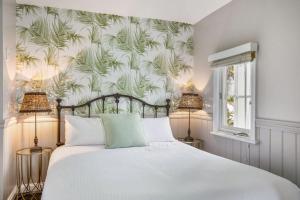 Cottage 2 Hyams Beach Seaside Cottages