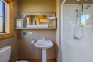 Minaret Cabin - 3 bedroom home