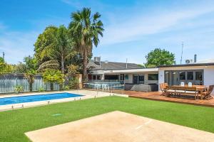 Malibu Palms - Echuca Holiday Homes