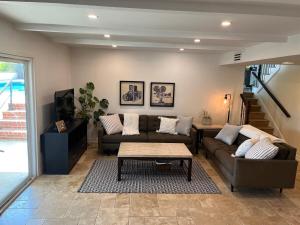 Mountain View Poolside Retreat