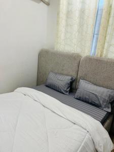 Single masterbedroom in sinza
