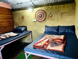 Thatharana Trek by Mountain Hikers - Mudhouse & Cafe