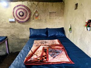 Thatharana Trek by Mountain Hikers - Mudhouse & Cafe