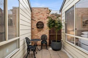 Mias Place in Geelong West